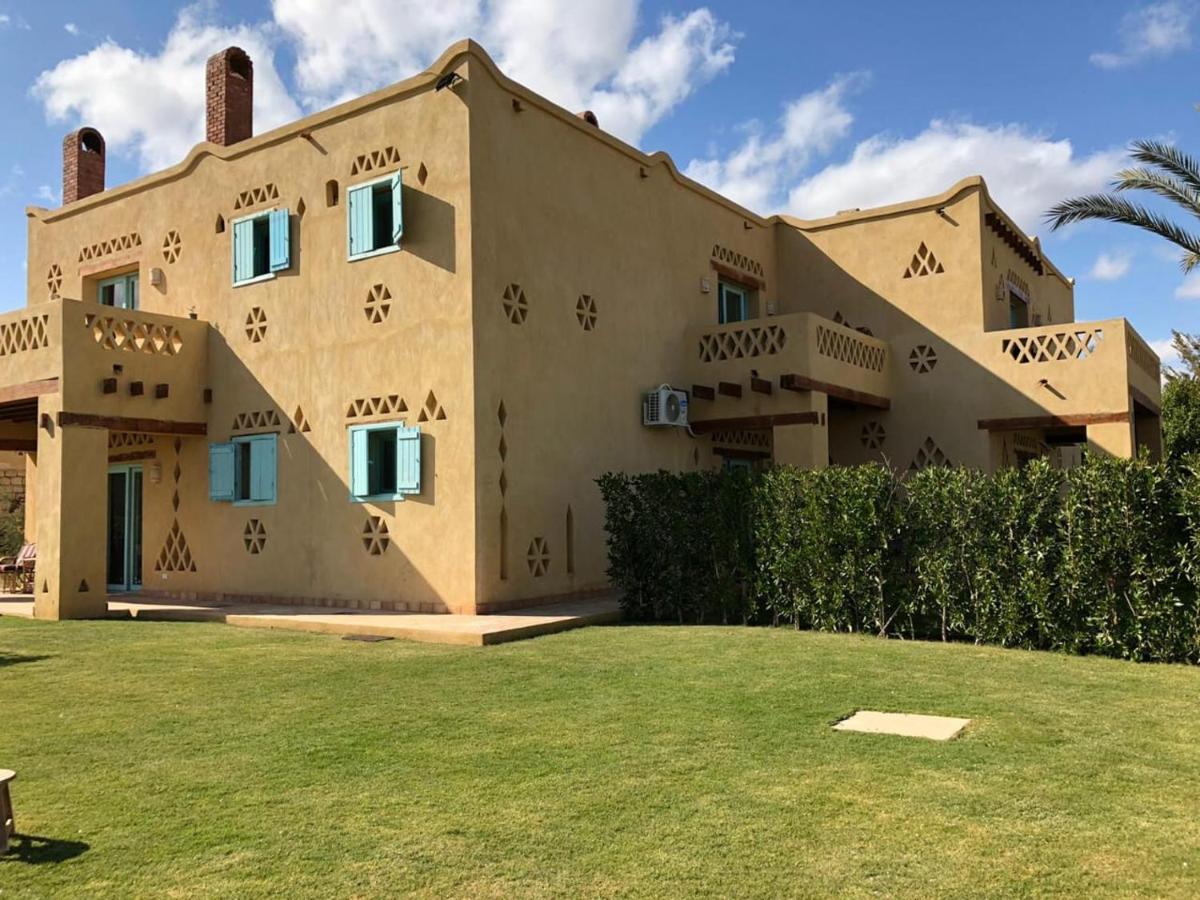 Kom El Dikka Agri Lodge ‘Izbat an Nāmūs Exteriör bild